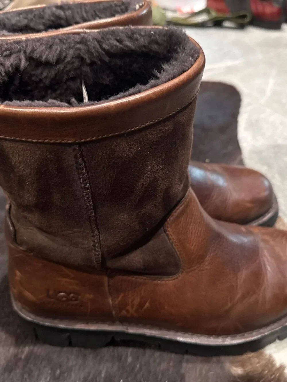 UGG beacon men